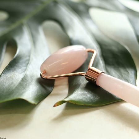 Roll on quartz rose